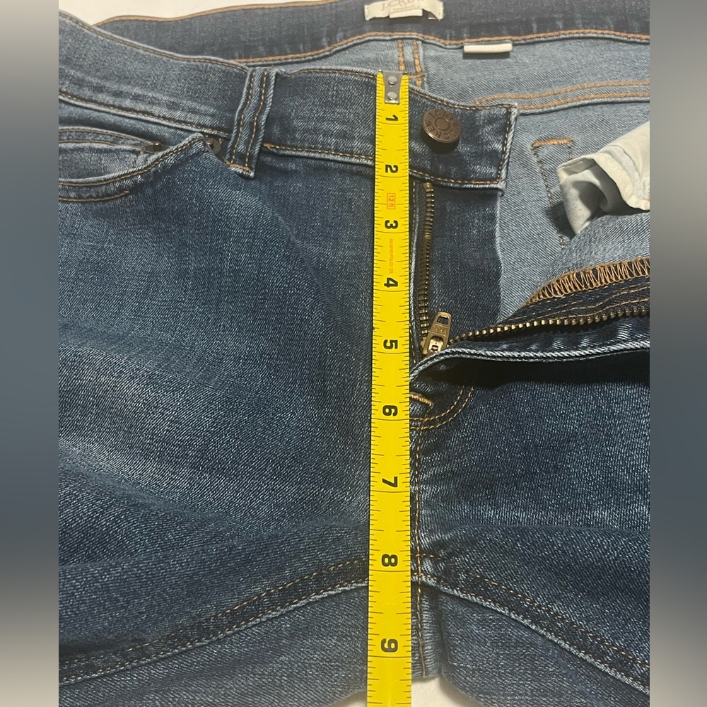J. CREW Stretch Women’s   8” 1/2  Low - Rise  Medium Wash Blue Jeans Size 28 R - Picture 9 of 13